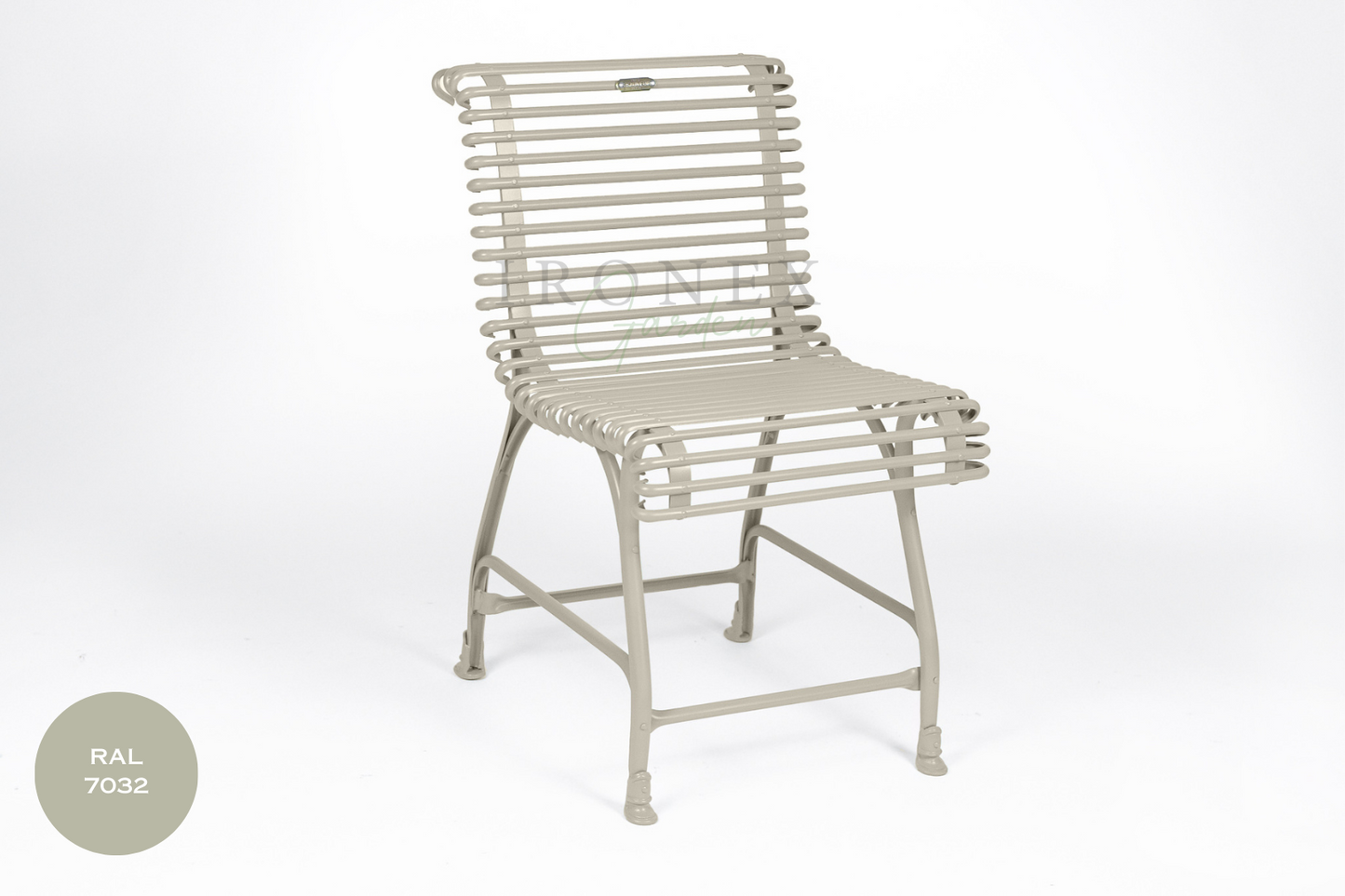 Arras Chair