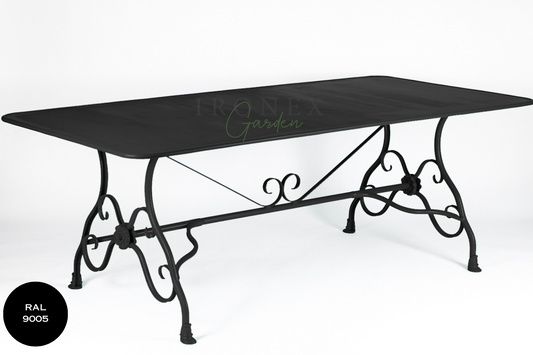 Arras Dining Table