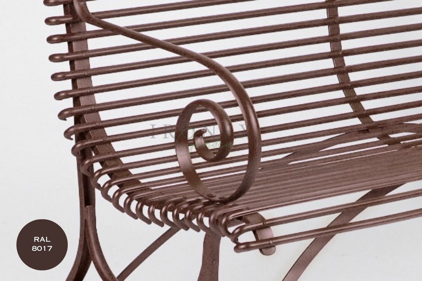 Usine Carré Paris Armchair