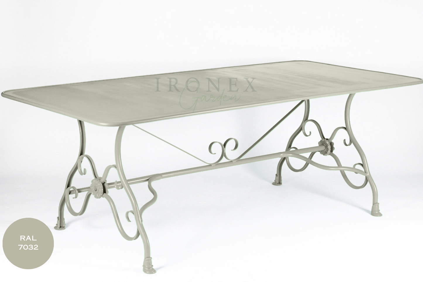 Arras Dining Table