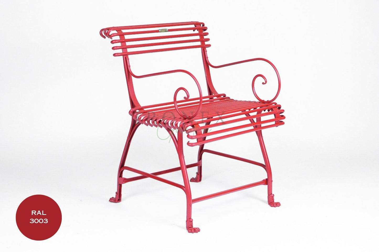 Arras US Armchair with Claws