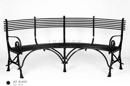 Geschwungene Arras-Bank in Tiefschwarz RAL 9005 – handgeschmiedetes Schmiedeeisen von Ironex Garden