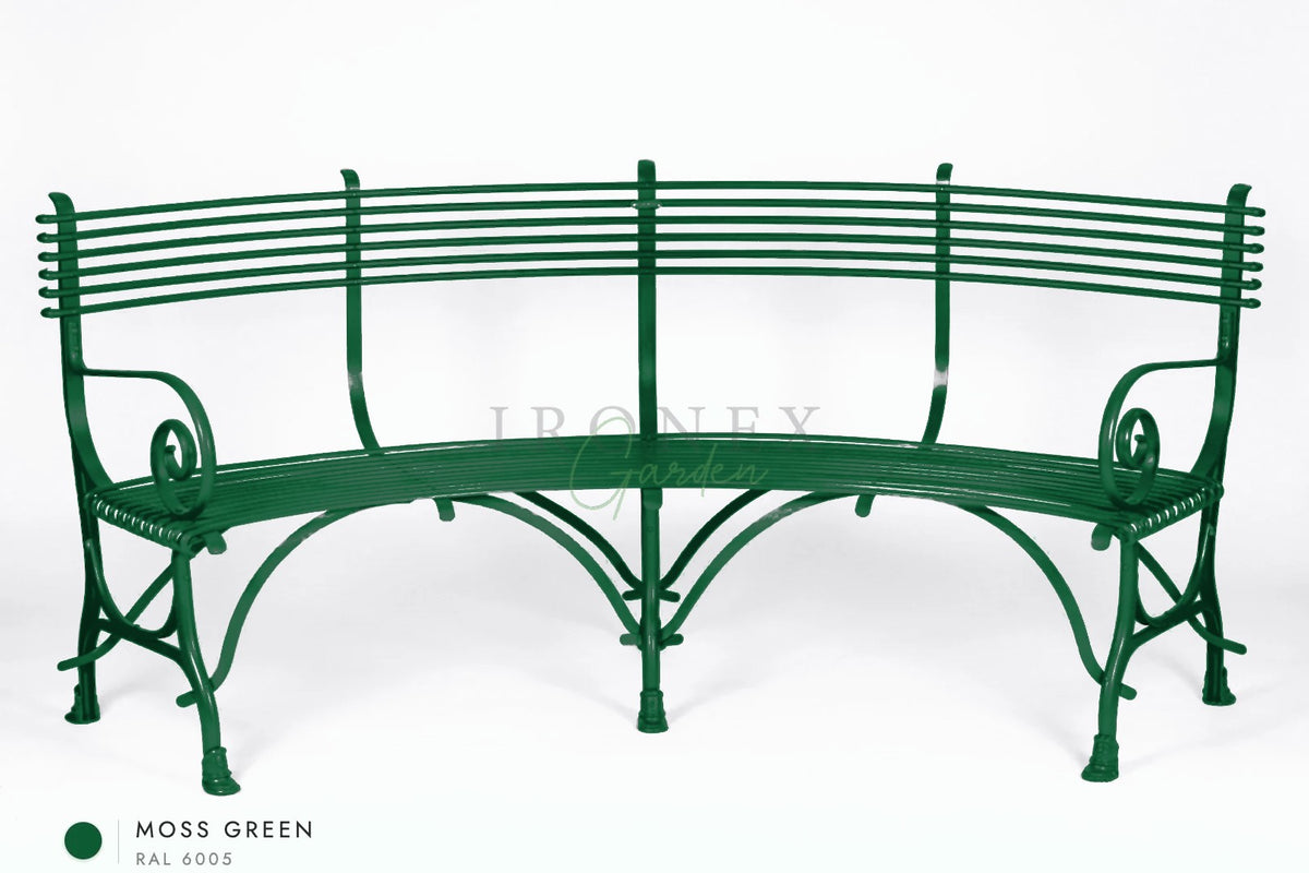 Geschwungene Arras-Bank in Moosgrün RAL 6005 – handgeschmiedetes Schmiedeeisen von Ironex Garden