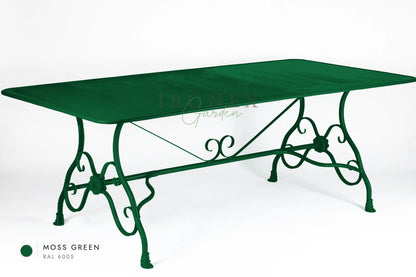 Arras Dining Table in Moss Green RAL 6005 – hand-forged wrought iron by Ironex Garden