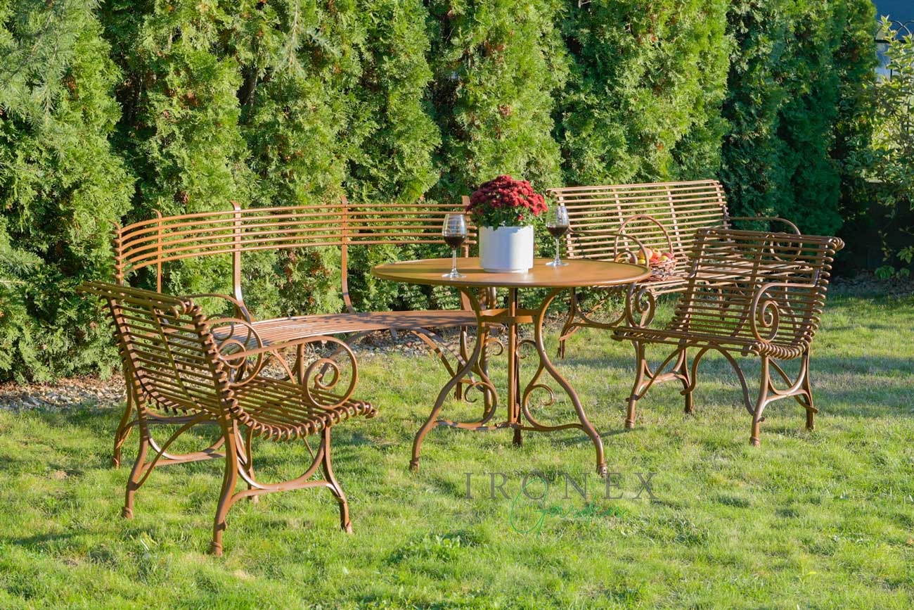 Round Arras Table, Arras Armchairs and Arras Bench